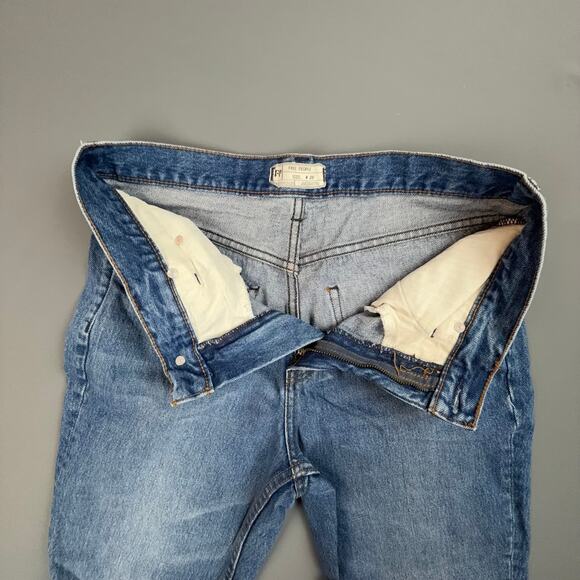 Free People High Rise Straight Jeans 28 Raw Cut Hem 100% Cotton Y2K Vibe - Picture 5 of 8